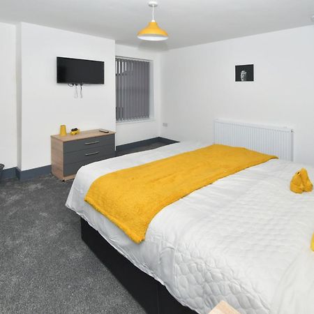 Townhouse @ 24 Brunswick Place Stoke Etruria Exterior foto