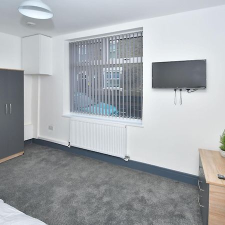 Townhouse @ 24 Brunswick Place Stoke Etruria Exterior foto